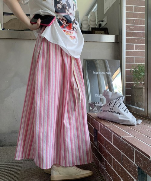 AMAJI（アマジ）の「ストライプ柄ロングスカート　Aライン　ウエストゴム（スカート・レディース・マルチ・FREE）」の3枚目の写真