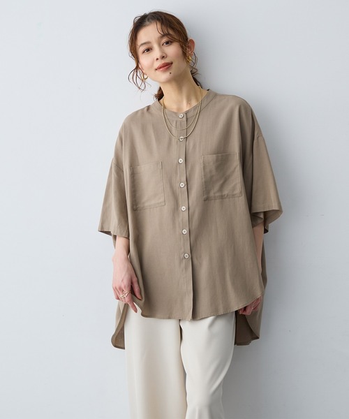 anyfee（エニフィー）の「【anyfee/大きいサイズ】ノーカラーゆるチュニックシャツ（シャツ/ブラウス・レディース・ベージュ/レンガ/チャコール・LL1/3L1/4L1/5L1）」の12枚目の写真