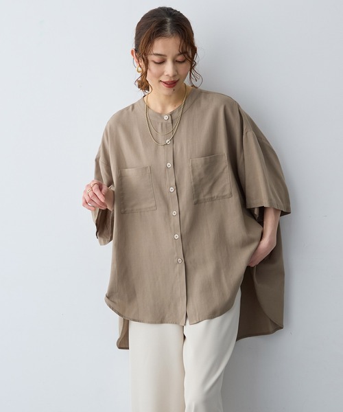 anyfee（エニフィー）の「【anyfee/大きいサイズ】ノーカラーゆるチュニックシャツ（シャツ/ブラウス・レディース・ベージュ/レンガ/チャコール・LL1/3L1/4L1/5L1）」の11枚目の写真