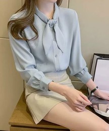 優しい雰囲気のうさ耳リボン襟シャツ