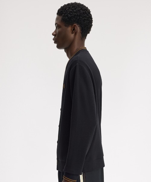 FRED PERRY(フレッドペリー)の「【先行予約受付中】Tipped Pique Cardigan/ティップド鹿の子カーディガン(カーディガン/ボレロ・メンズ・ブラック・L/M/S)」の5枚目の写真