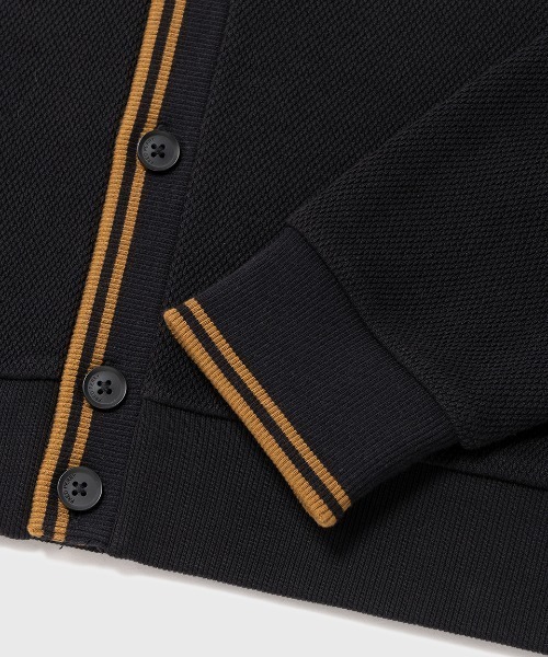 FRED PERRY(フレッドペリー)の「【先行予約受付中】Tipped Pique Cardigan/ティップド鹿の子カーディガン(カーディガン/ボレロ・メンズ・ブラック・L/M/S)」の9枚目の写真