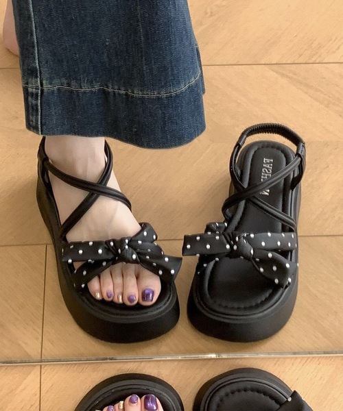 Lace Ladies(レースレディース)の「ドット リボン ストラップ 厚底 サンダル(サンダル・レディース・ブラック/アイボリー・22.5cm/23cm/23.5cm/24cm/24.5cm/25cm)」の3枚目の写真