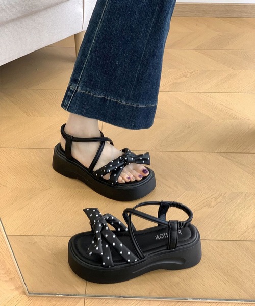 Lace Ladies(レースレディース)の「ドット リボン ストラップ 厚底 サンダル(サンダル・レディース・ブラック/アイボリー・22.5cm/23cm/23.5cm/24cm/24.5cm/25cm)」の4枚目の写真