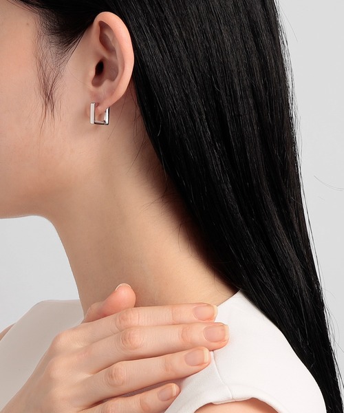 PLUS VENDOME(プラス ヴァンドーム)の「スクエア_キャッチレスピアス(ピアス(両耳用)・レディース・ゴールド/シルバー・ONE SIZE)」の12枚目の写真