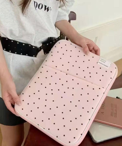 ammy.（エイミードット）の「【 ammy. / エイミードット 】 ミニスター クッション タブレット ケース/11インチ/13インチ（PC・タブレットケース・レディース・ミント/ブラック/ブラウン/ピンク・13/11）」の11枚目の写真
