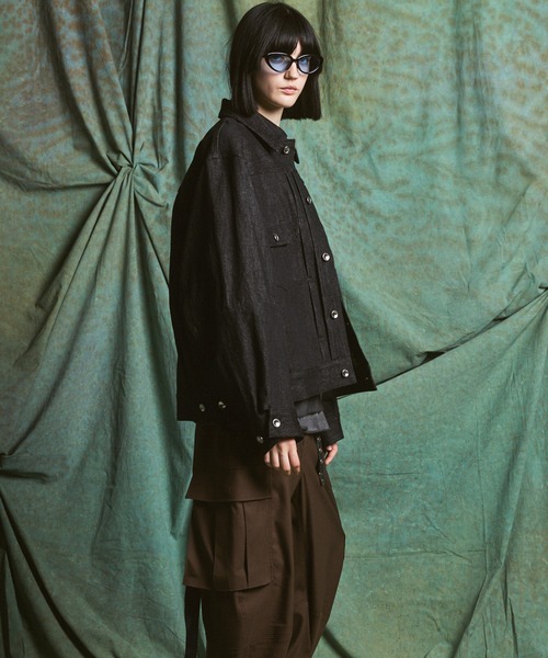 MAISON SPECIAL（メゾンスペシャル）の「《UNISEX》Ovoid Sleeve Prime-Over Trucker Jacket/オボイドスリーブプライムオーバートラッカージャケット【MAISON SPECIAL/メゾンスペシャル】■セットアップ対応■（デニムジャケット・メンズ・ブラック/ネイビー・2/1/0）」の11枚目の写真
