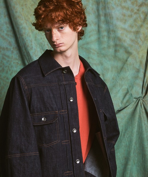 MAISON SPECIAL（メゾンスペシャル）の「《UNISEX》Ovoid Sleeve Prime-Over Trucker Jacket/オボイドスリーブプライムオーバートラッカージャケット【MAISON SPECIAL/メゾンスペシャル】■セットアップ対応■（デニムジャケット・メンズ・ブラック/ネイビー・2/1/0）」の8枚目の写真