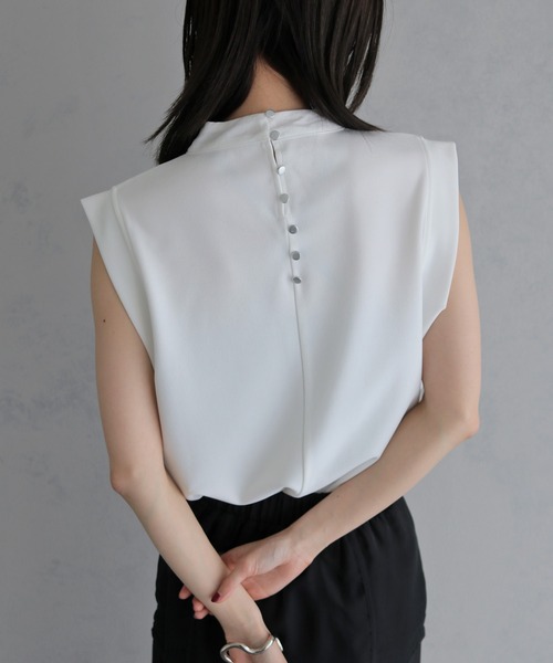 &g'aime(アンジェム)の「【&g'aime 】バックデザイントップス Back Design Top(Tシャツ/カットソー・レディース・ブラック/ホワイト・FREE)」の10枚目の写真