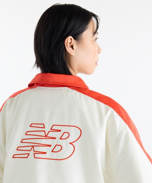 NEW BALANCE（ニューバランス）の「スポーツレガシースタジアムジャケット（ブルゾン・レディース・カーキブラウン/アイボリー・SMALL/MEDIUM/LARGE/X-LARGE/XX-LARGE）」の6枚目の写真