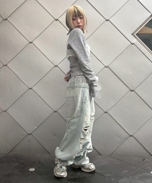 Candy Stripper(キャンディストリッパー)の「PANTIE LIKE SAGGING DENIM パンツ(デニムパンツ・レディース・ライトインディゴブルー/ブルー系その他・FREE)」の17枚目の写真