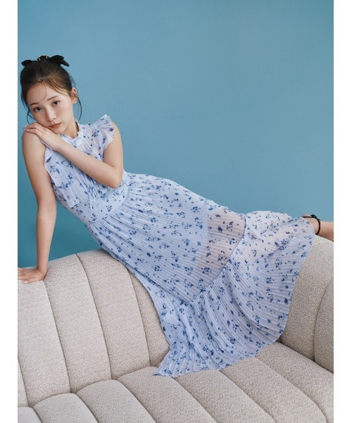 SNIDEL(スナイデル)の「エンブレムリボンバレッタ(その他ヘアアクセサリー・レディース・ブラック/ダークブラウン・F)」の5枚目の写真