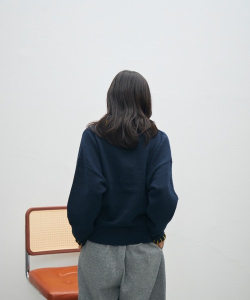 UNDERSTATEMENTs（アンダーステイトメント）の「【ユニセックス】ブランケットステッチニットポロ（ポロシャツ・メンズ・ブラウン/ネイビー/ブラック・LARGE/MEDIUM）」の8枚目の写真