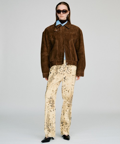 PRANK PROJECT(プランクプロジェクト)の「【2026Autumn Pre-Order】タックポケットハイネックスエードブルゾン / Tuck Pocket High-Neck Suede Blouson(ブルゾン・レディース・ブラウン・FREE)」の3枚目の写真