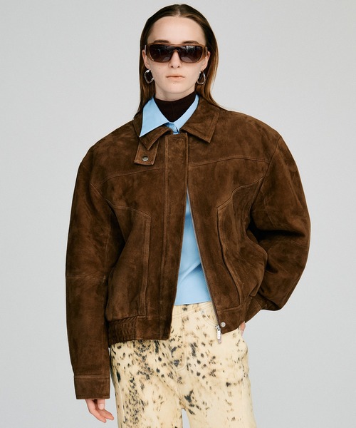 PRANK PROJECT(プランクプロジェクト)の「【2026Autumn Pre-Order】タックポケットハイネックスエードブルゾン / Tuck Pocket High-Neck Suede Blouson(ブルゾン・レディース・ブラウン・FREE)」の5枚目の写真