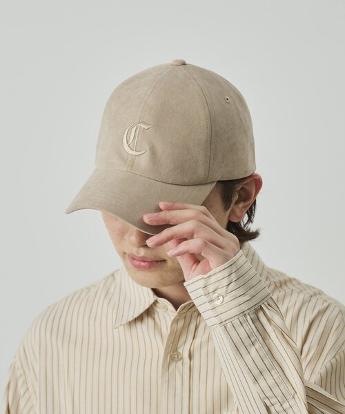 COLONY 2139(コロニートゥーワンスリーナイン)の「【UNISEX】スエードライク刺繍ロゴキャップ(キャップ・メンズ・ブラック/ネイビー/ベージュ・FREE)」の3枚目の写真