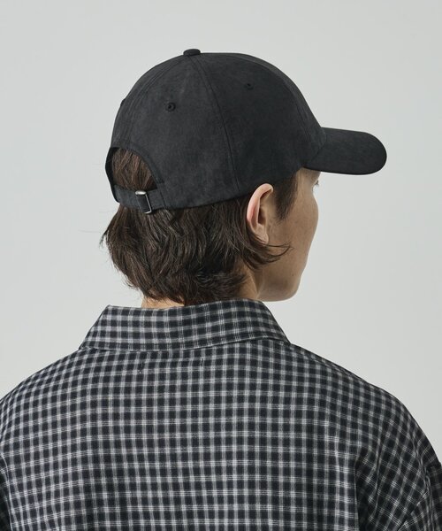 COLONY 2139(コロニートゥーワンスリーナイン)の「【UNISEX】スエードライク刺繍ロゴキャップ(キャップ・メンズ・ブラック/ネイビー/ベージュ・FREE)」の5枚目の写真