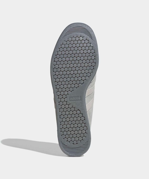 adidas(アディダス)の「タバコ Tobacco / アディダスオリジナルス adidas Originals(スニーカー・メンズ・グレー・29.0cm/28.5cm/28.0cm/25.0cm/26.0cm/25.5cm/26.5cm/27.0cm/27.5cm/22.0cm/22.5cm/23.5cm/23.0cm/24.0cm/24.5cm)」の3枚目の写真