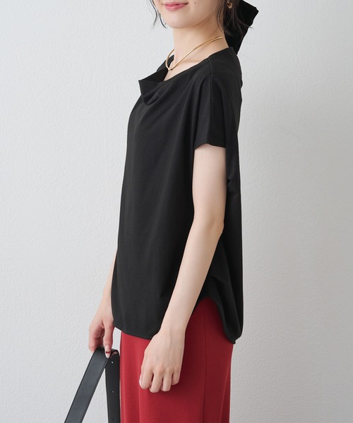 PUAL CE CIN(ピュアルセシン)の「ライト ドライ 天竺ボートネックT(Tシャツ/カットソー・レディース・ブラック/オフホワイト/ブラウン・MEDIUM)」の13枚目の写真
