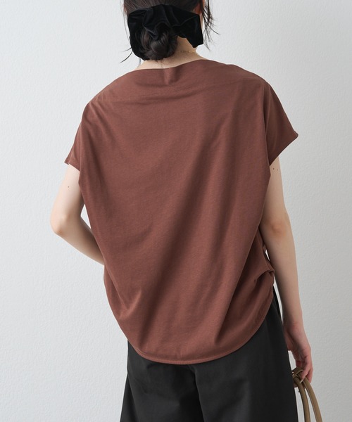 PUAL CE CIN(ピュアルセシン)の「ライト ドライ 天竺ボートネックT(Tシャツ/カットソー・レディース・ブラック/オフホワイト/ブラウン・MEDIUM)」の19枚目の写真