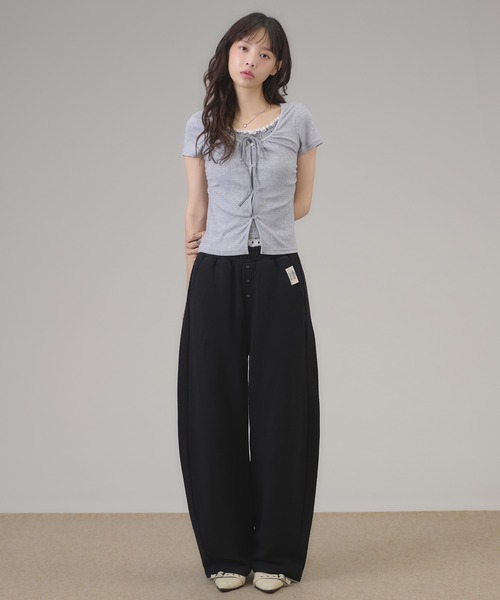 apres jour mignon(アプレジュールミニョン)の「パッチツキカーブスウェットパンツ(スウェットパンツ・レディース・ブラック/ブラウン系その他/杢グレー・MEDIUM/SMALL/LARGE)」の5枚目の写真