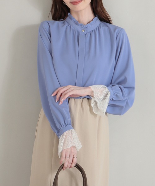 GLACIER lusso(グラシアルッソ)の「袖口レースブラウス(シャツ/ブラウス・レディース・ネイビー/ブルー/アイボリー・M/S/L/LL)」の3枚目の写真