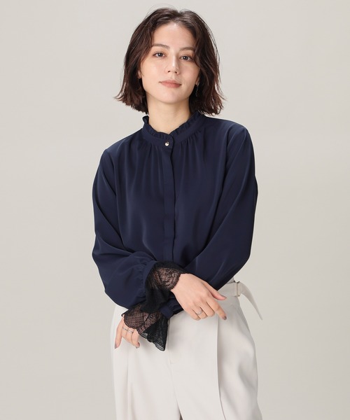 GLACIER lusso(グラシアルッソ)の「袖口レースブラウス(シャツ/ブラウス・レディース・ネイビー/ブルー/アイボリー・M/S/L/LL)」の12枚目の写真