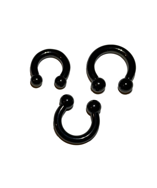 MORPH（モルフ）の「MORPH モルフ サーキュラー CCB ボディーピアス 6ゲージ 10mm~16mm（ピアス（片耳用）・メンズ・ブラック・10/12/14/16）」の2枚目の写真