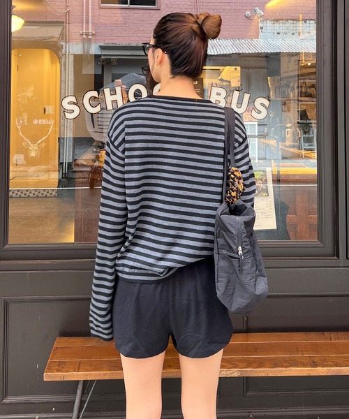 HEILIS(ヘイリス)の「【Ranna Select】ボーダー柄長袖ニットトップス/ボーダーニット ボーダートップス 長袖ニット ニットトップス ボーダー柄 クルーネック フレアスリーブ 長袖トップス 薄手ニット 韓国ファッション カジュアル ノームコア レイヤード デイリー 秋服 冬服 チャコール ネイビー アイボリー(ニット/セーター・レディース・ブルー系その他/グレー系その他/ブラック系その他・FREE)」の22枚目の写真