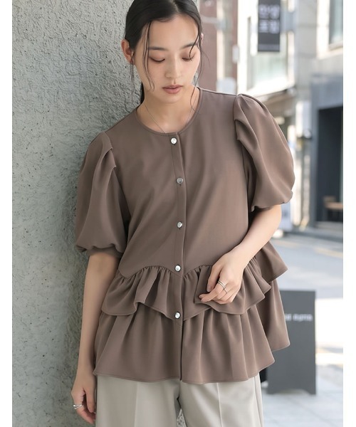 Re:EDIT（リエディ）の「[接触冷感/UVカット97%以上/UPF50+/防シワ］カットジョーゼットペプラムティアードジャケット（ブルゾン・レディース・モカ/チャコールグレー/ブラック/アイボリー・MEDIUM/LARGE）」の20枚目の写真