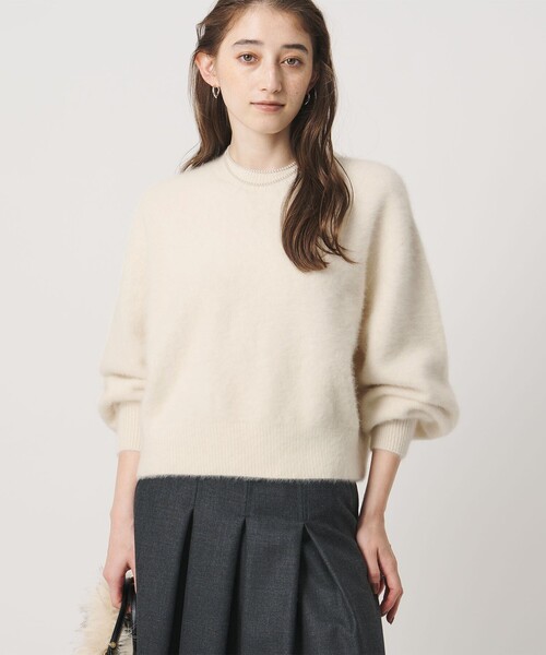 UNITED ARROWS(ユナイテッドアローズ)の「フォックスカシミヤ クルーネック ショート ニット(ニット/セーター・レディース・オフホワイト/レッド/ダークグレー・FREE)」の12枚目の写真
