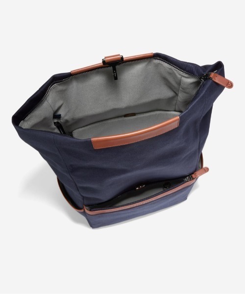 COLE HAAN(コールハーン)の「ジャドソン ブラッシュド ツイル バックパック mens(バックパック/リュック・メンズ・ネイビー・OSFA)」の5枚目の写真