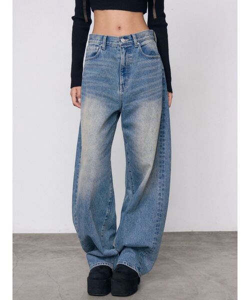 EMODA(エモダ)の「ミニマルワイドジーンズ(デニムパンツ・レディース・ライトブルー/インディゴブルー・SMALL/MEDIUM)」の6枚目の写真