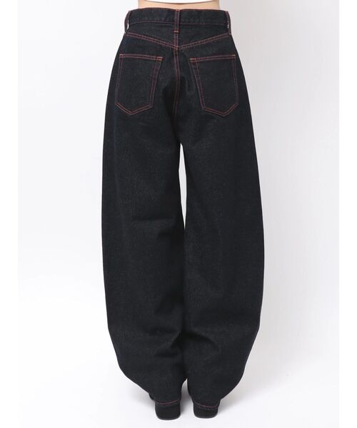 EMODA(エモダ)の「ミニマルワイドジーンズ(デニムパンツ・レディース・ライトブルー/インディゴブルー・SMALL/MEDIUM)」の14枚目の写真