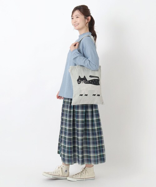 one'sterrace(ワンズテラス)の「【A4可】fikalycka ジャカードトート(トートバッグ・レディース・ブラック系8/ベージュ系8/ブルー系その他7・99)」の10枚目の写真