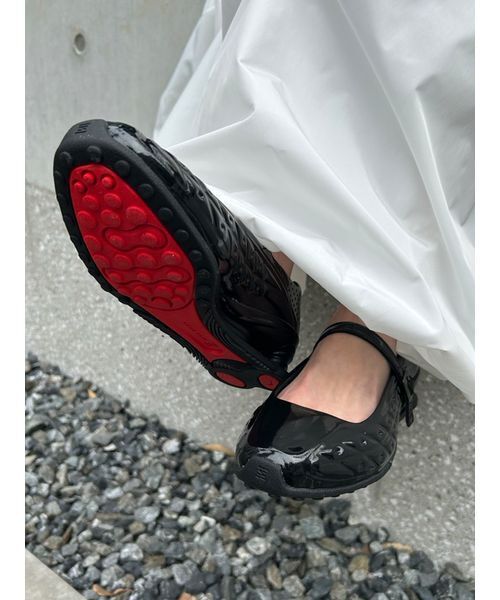 emmi(エミ)の「【NIKE】W SHOX Z CALISTRA(スニーカー・レディース・ブラック・23.5/24/24.5/25/25.5/23)」の3枚目の写真