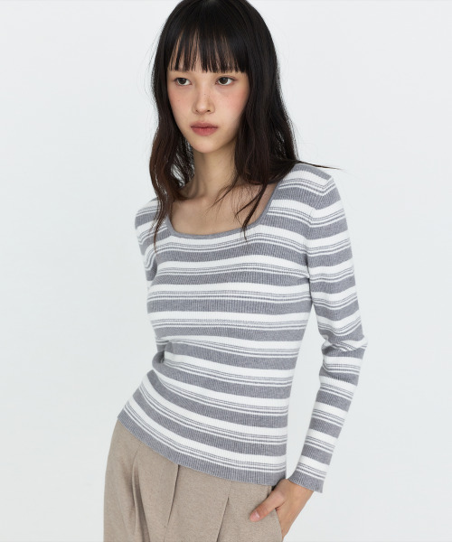 MONGDOL（モンドル）の「ストライプ スクエアネック リブニット MDKT163_3 カラー（ニット/セーター・レディース・ネイビー/ブラック/ライトグレー・F）」の4枚目の写真