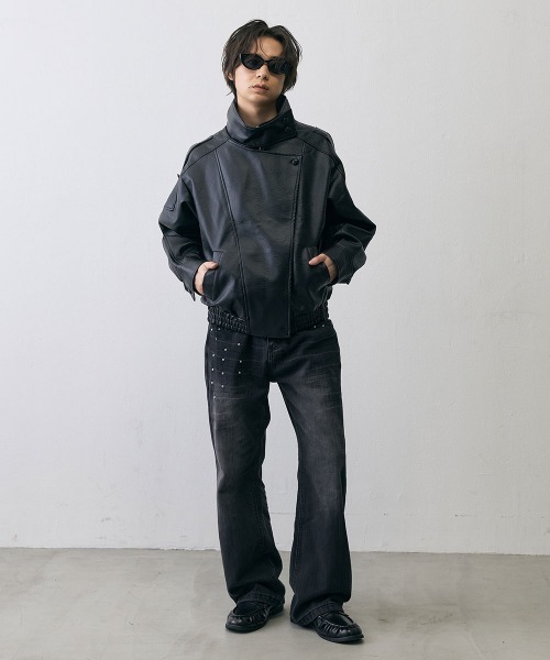 Shoowtime(ショウタイム)の「Asymmetric High Neck Faux Leather Military Jacket / アシンメトリック ハイネック フェイクレザー ミリタリージャケット(ピーコート・メンズ・ブラック・X-LARGE/LARGE/MEDIUM/SMALL)」の10枚目の写真