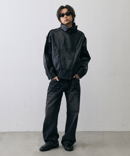 Shoowtime(ショウタイム)の「Asymmetric High Neck Faux Leather Military Jacket / アシンメトリック ハイネック フェイクレザー ミリタリージャケット(ピーコート・メンズ・ブラック・X-LARGE/LARGE/MEDIUM/SMALL)」の12枚目の写真
