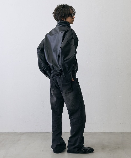 Shoowtime(ショウタイム)の「Asymmetric High Neck Faux Leather Military Jacket / アシンメトリック ハイネック フェイクレザー ミリタリージャケット(ピーコート・メンズ・ブラック・X-LARGE/LARGE/MEDIUM/SMALL)」の16枚目の写真