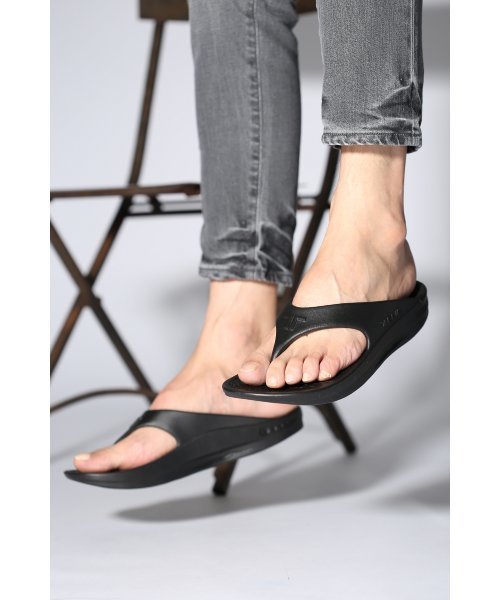 JOURNAL STANDARD(ジャーナルスタンダード)の「TELIC / テリック : フリップフロップ#(サンダル・メンズ・ネイビー/ブラック/ホワイト/ライトイエロー・80/90/100)」の3枚目の写真