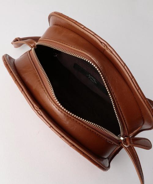 Another Edition（アナザーエディション）の「ハーフムーンキルティングショルダーバッグ/ AEBFC HalfMoon QLT SHLD（ショルダーバッグ・レディース・ブラック/ブラウン/ダークグリーン・FREE）」の8枚目の写真