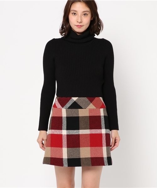 BLUE LABEL CRESTBRIDGE（ブルーレーベルクレストブリッジ）の「クレストブリッジチェック柄　ニットコンビワンピース（ワンピース・レディース・オフホワイト/レッド・38/36）」の3枚目の写真