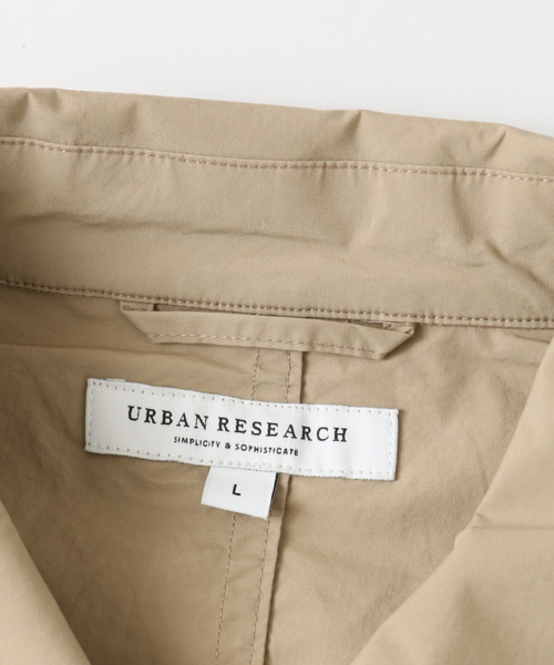 URBAN RESEARCH（アーバンリサーチ）の「UR コットンストレッチタイプライターコート（ステンカラーコート・メンズ・ベージュ/ネイビー/カーキ/グリーン/ブルー・LARGE/MEDIUM）」の19枚目の写真
