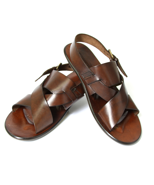 UNITED ARROWS（ユナイテッドアローズ）の「UA バックストラップサンダル†◆（サンダル・メンズ・モカ/ブラック・39/40/41/42/43）」の2枚目の写真