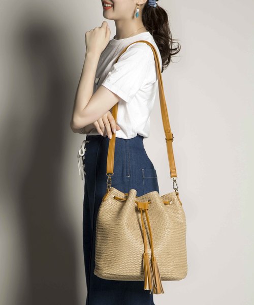 PLAIN CLOTHING（プレーンクロージング）の「2WAY巾着ショルダーバッグ【PLAIN CLOTHING】（ショルダーバッグ・レディース・イエロー系その他/ベージュ系その他/ホワイト系その他/ブラック×ブラック・FREE）」の19枚目の写真