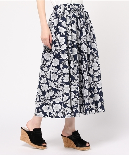 PUNYUS（プニュズ）の「花柄ロングスカート（スカート・レディース・グリーン/ネイビー/ベージュ・2/1/3）」の12枚目の写真