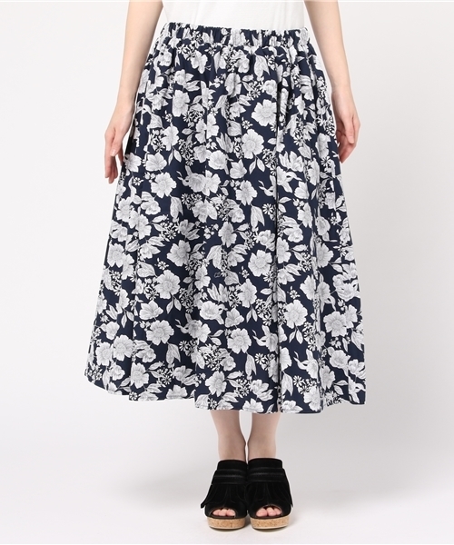 PUNYUS（プニュズ）の「花柄ロングスカート（スカート・レディース・グリーン/ネイビー/ベージュ・2/1/3）」の4枚目の写真