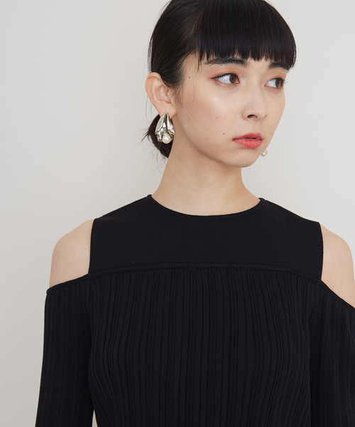 STUDIOUS(ステュディオス)の「ランダムプリーツニットプルオーバー(ニット/セーター・レディース・ブラック/オフホワイト・1)」の21枚目の写真