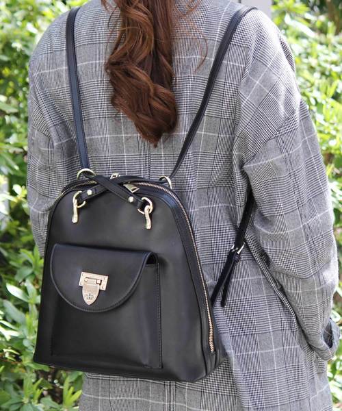 VitaFelice（ヴィータフェリーチェ）の「【牛革/カウレザー】牛革2wayリュックサック・ショルダーバッグ（バックパック/リュック・レディース・ブラック/ネイビー/オフホワイト/キャメル/ワイン・FREE）」の22枚目の写真